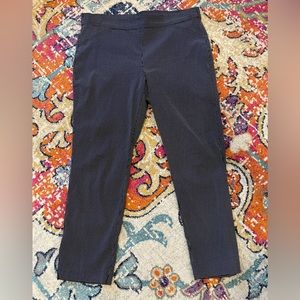 Anne Klein, Navy with tiny white dots. Stretchy size XL in excellent condition.